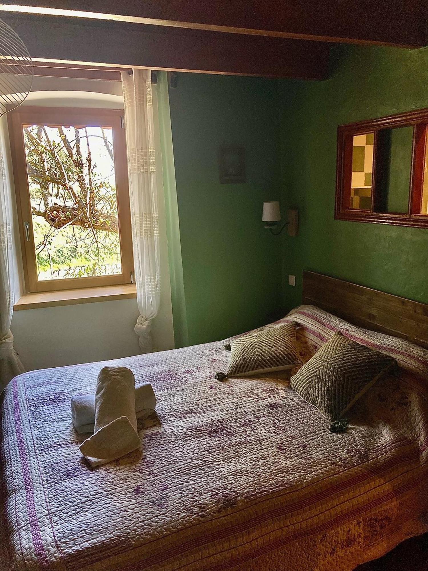 Domaine De Cousignac Bed & Breakfast Bourg-Saint-Andéol Dış mekan fotoğraf